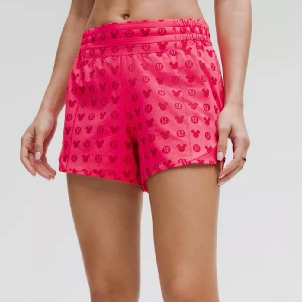 Lululemon Pink Disney Mickey Print Hotty Hot Short 4” size 0